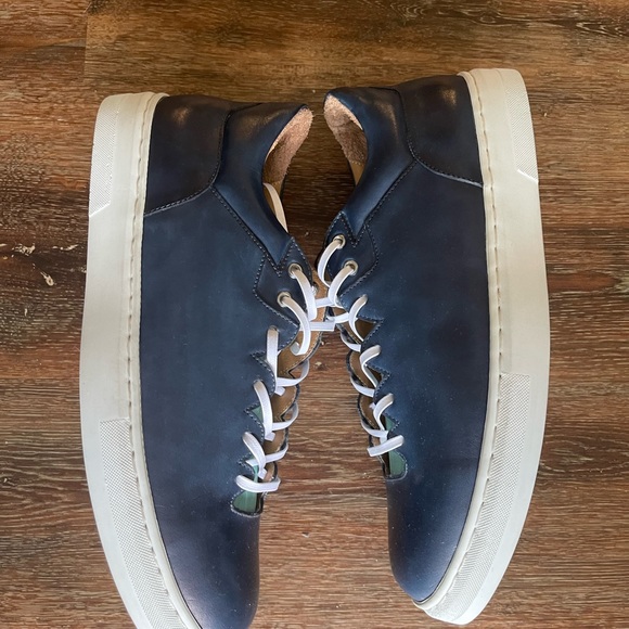 Handmade and hand painted sneakers - Picture 3 of 4